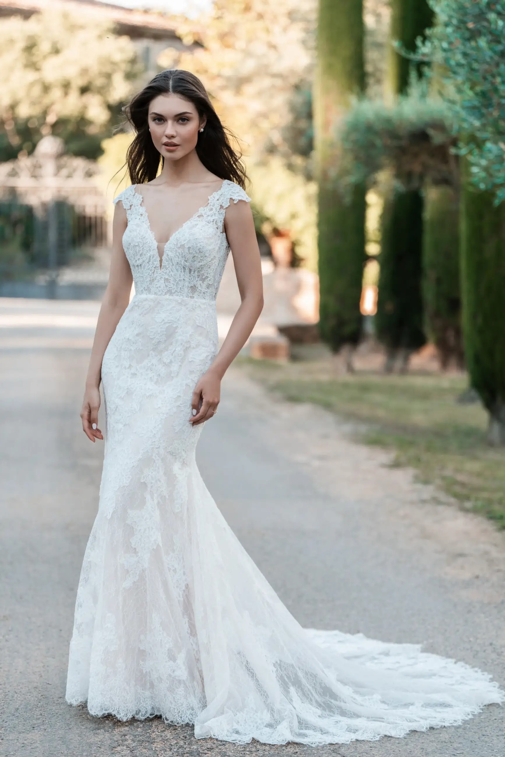 Modern vs. Classic: Choosing a Wedding Dress That Fits Your Style Image